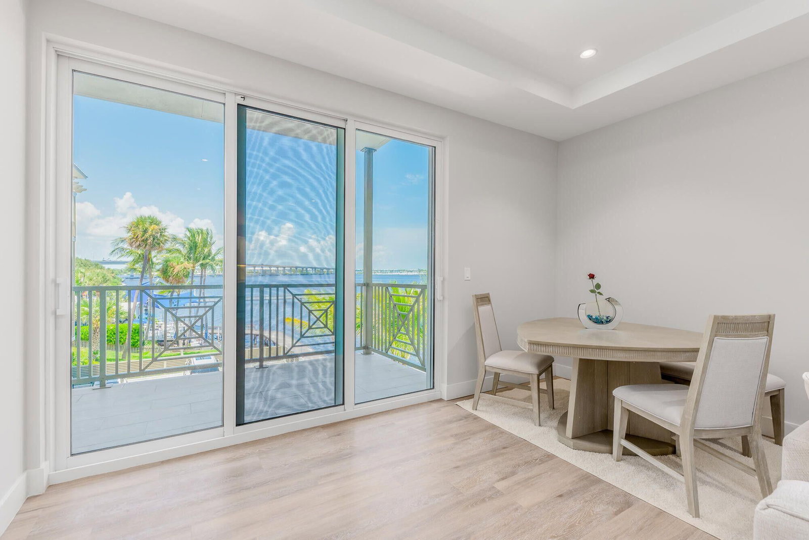 Real estate property located at 41 Seminole #305, Martin, Sailfish Cove Condominium, Stuart, FL, US