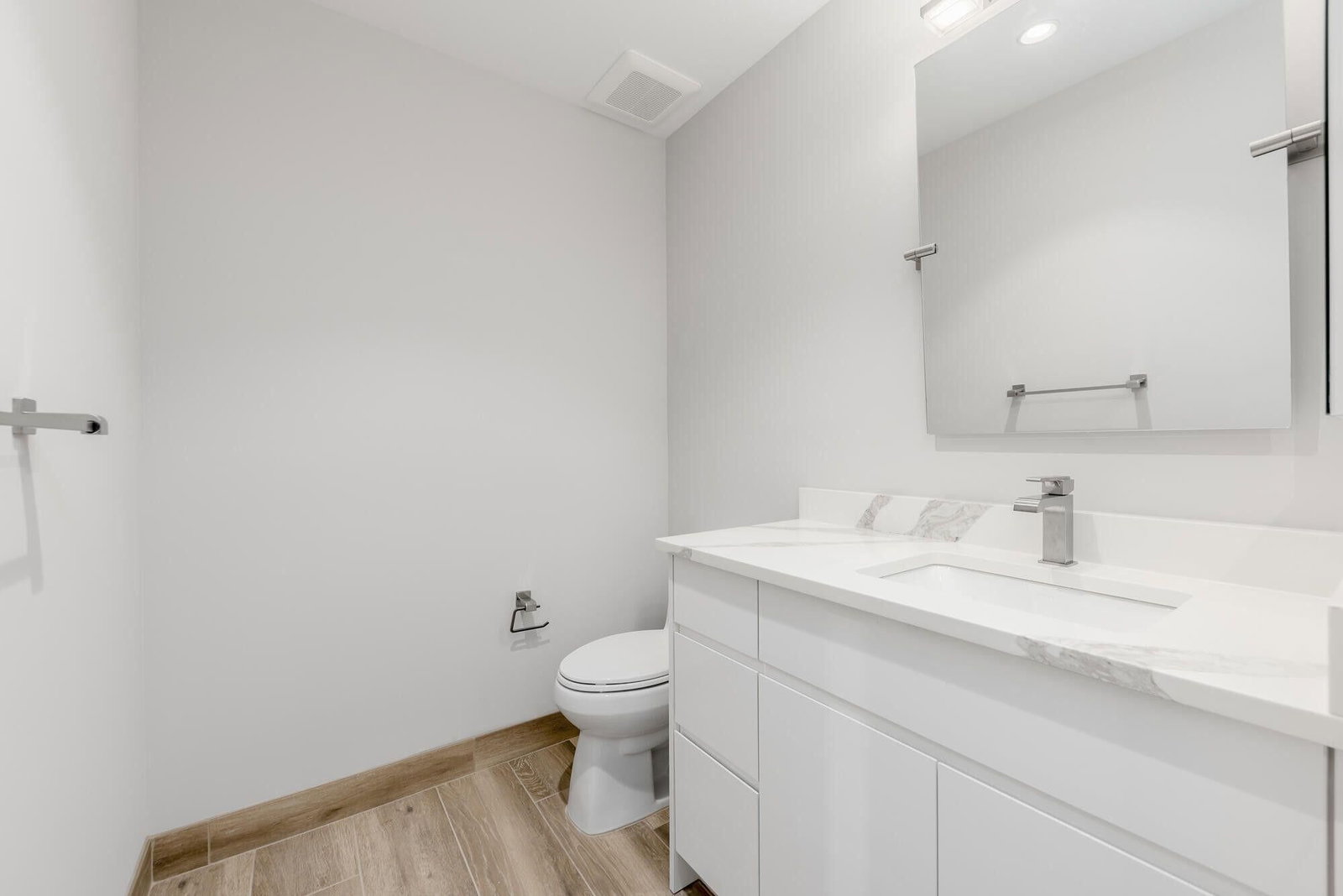 Real estate property located at 41 Seminole #305, Martin, Sailfish Cove Condominium, Stuart, FL, US