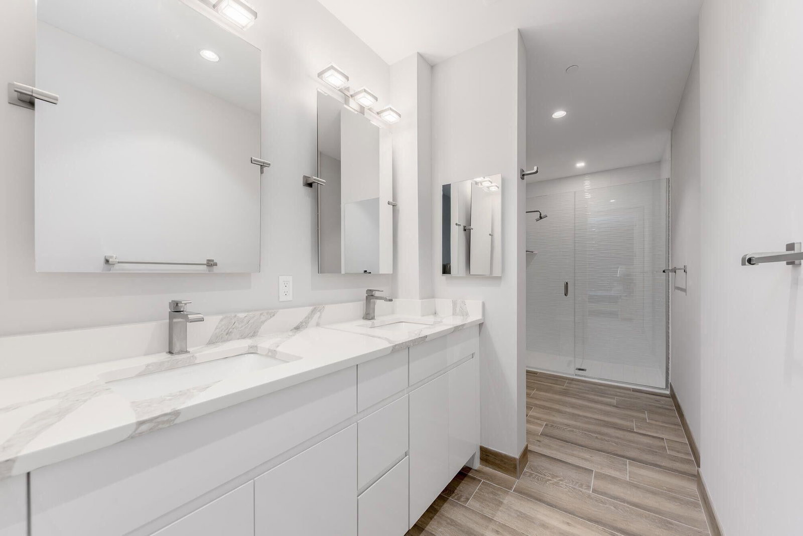 Real estate property located at 41 Seminole #305, Martin, Sailfish Cove Condominium, Stuart, FL, US