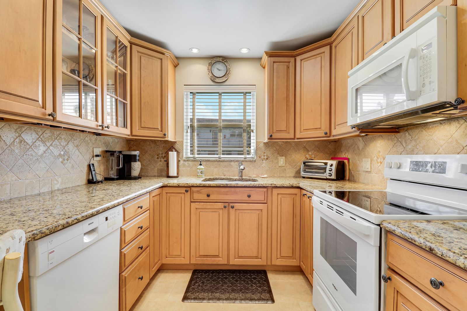 Real estate property located at 2950 Ocean #6-3, Martin, Kingswood, Stuart, FL, US
