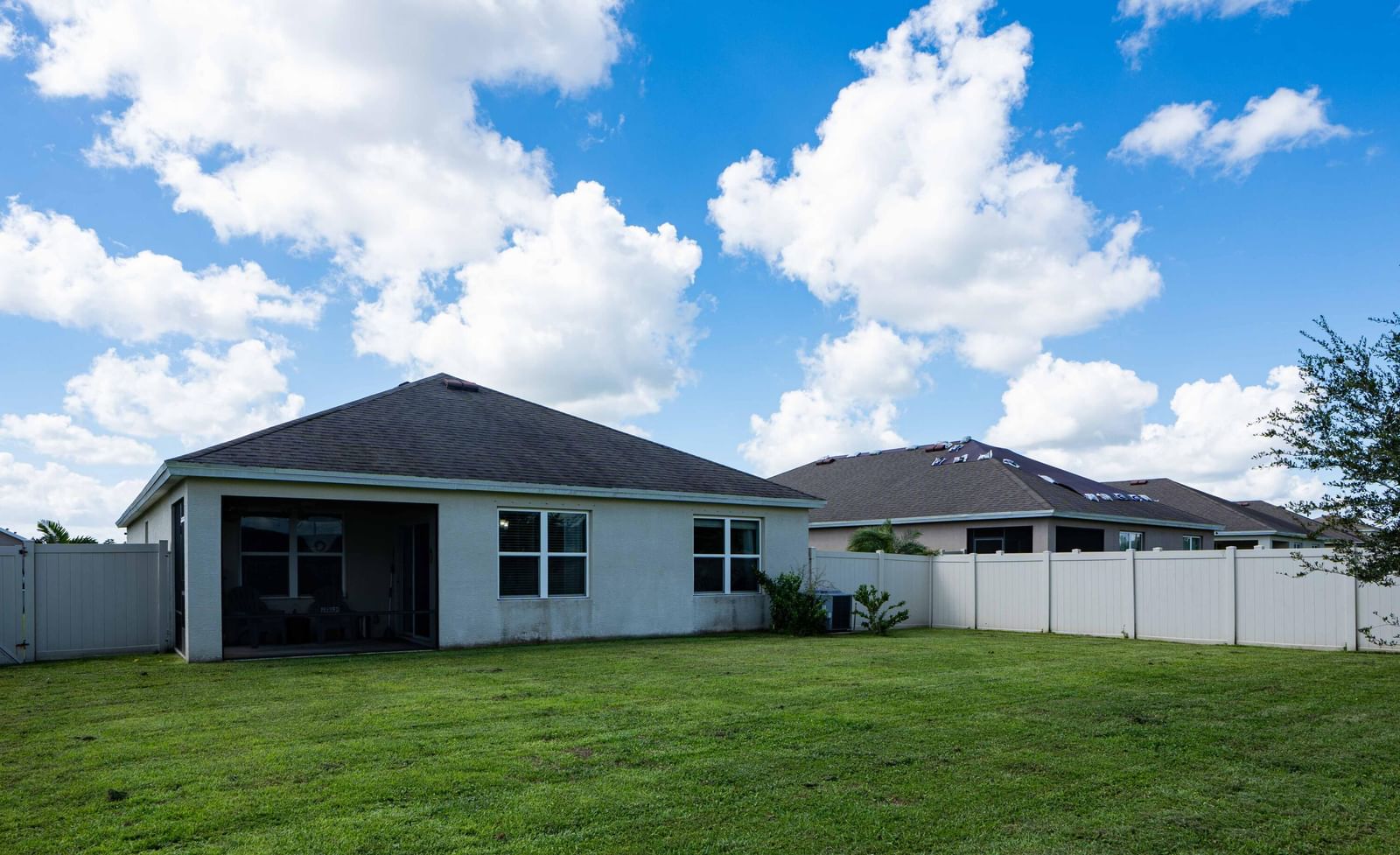 Real estate property located at 8620 Cobblestone, St Lucie, Creekside Plat No 1, Fort Pierce, FL, US
