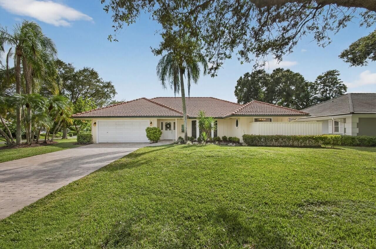 Real estate property located at 13 Saint Giles, Palm Beach, Pga Resort Community 2, Palm Beach Gardens, FL, US