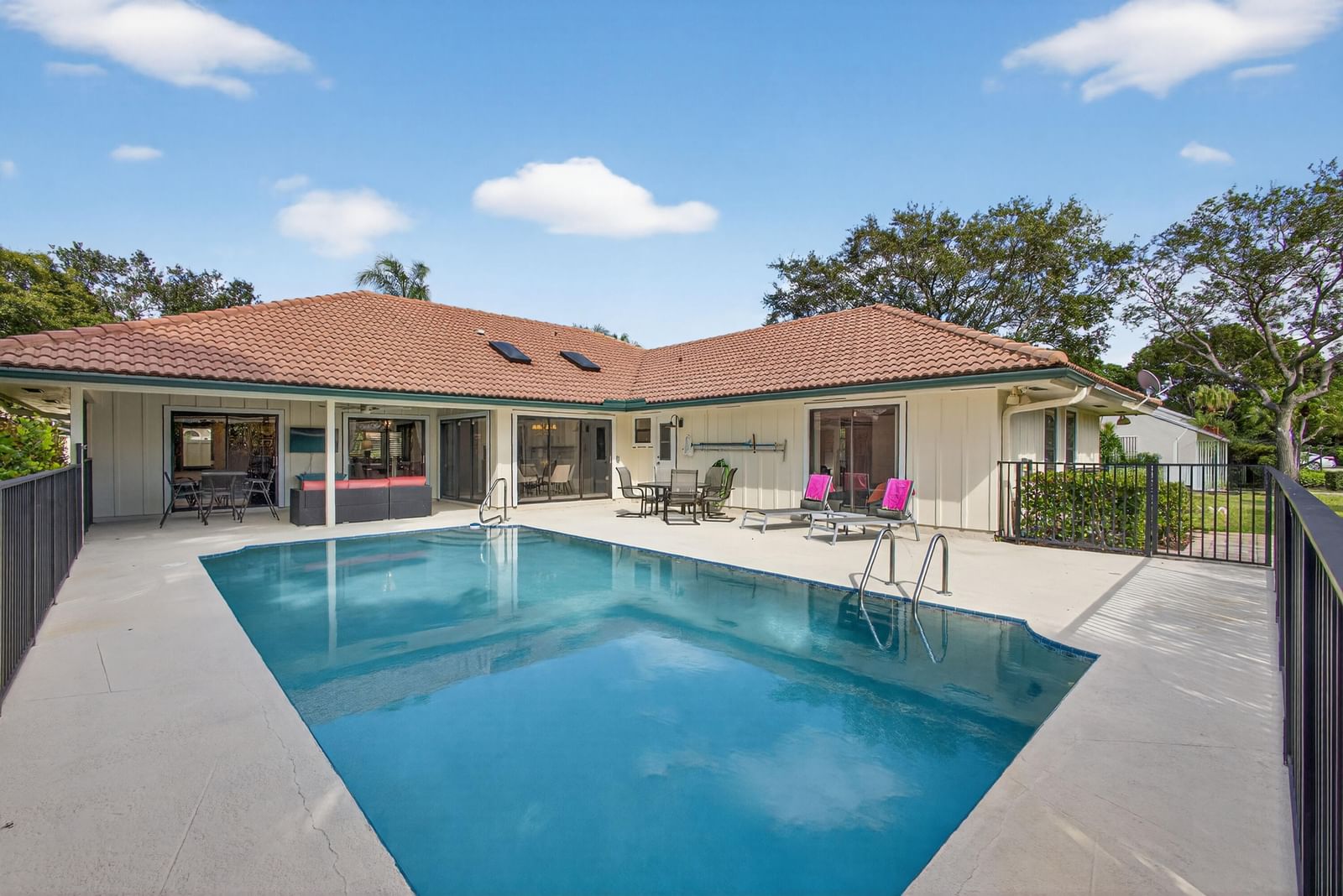 Real estate property located at 13 Saint Giles, Palm Beach, Pga Resort Community 2, Palm Beach Gardens, FL, US