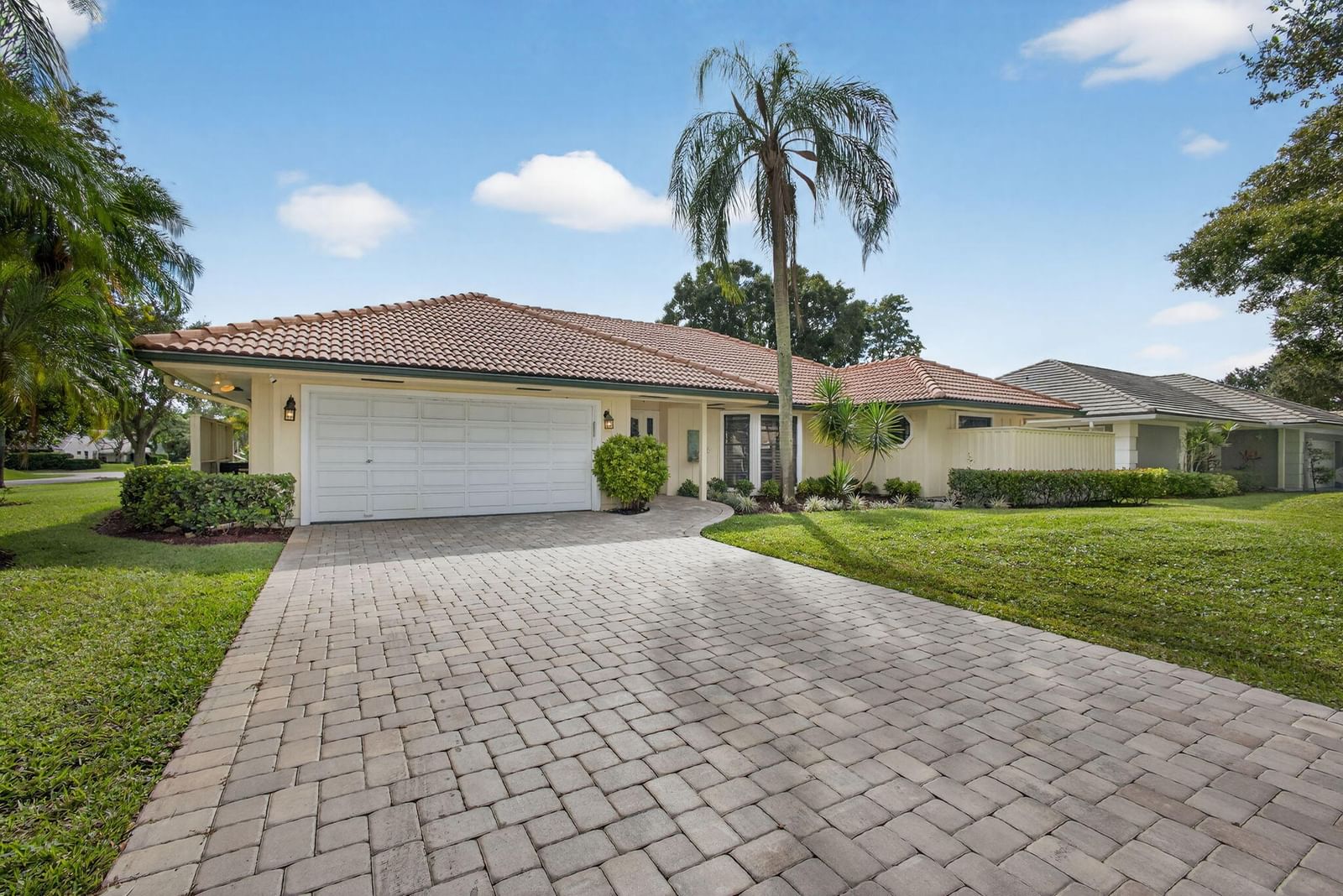 Real estate property located at 13 Saint Giles, Palm Beach, Pga Resort Community 2, Palm Beach Gardens, FL, US