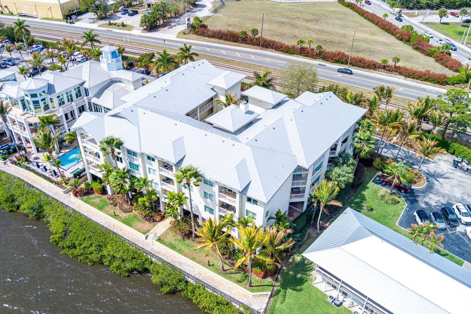 Real estate property located at 975 Flagler #302, Martin, Harborage Yacht Condo, Stuart, FL, US