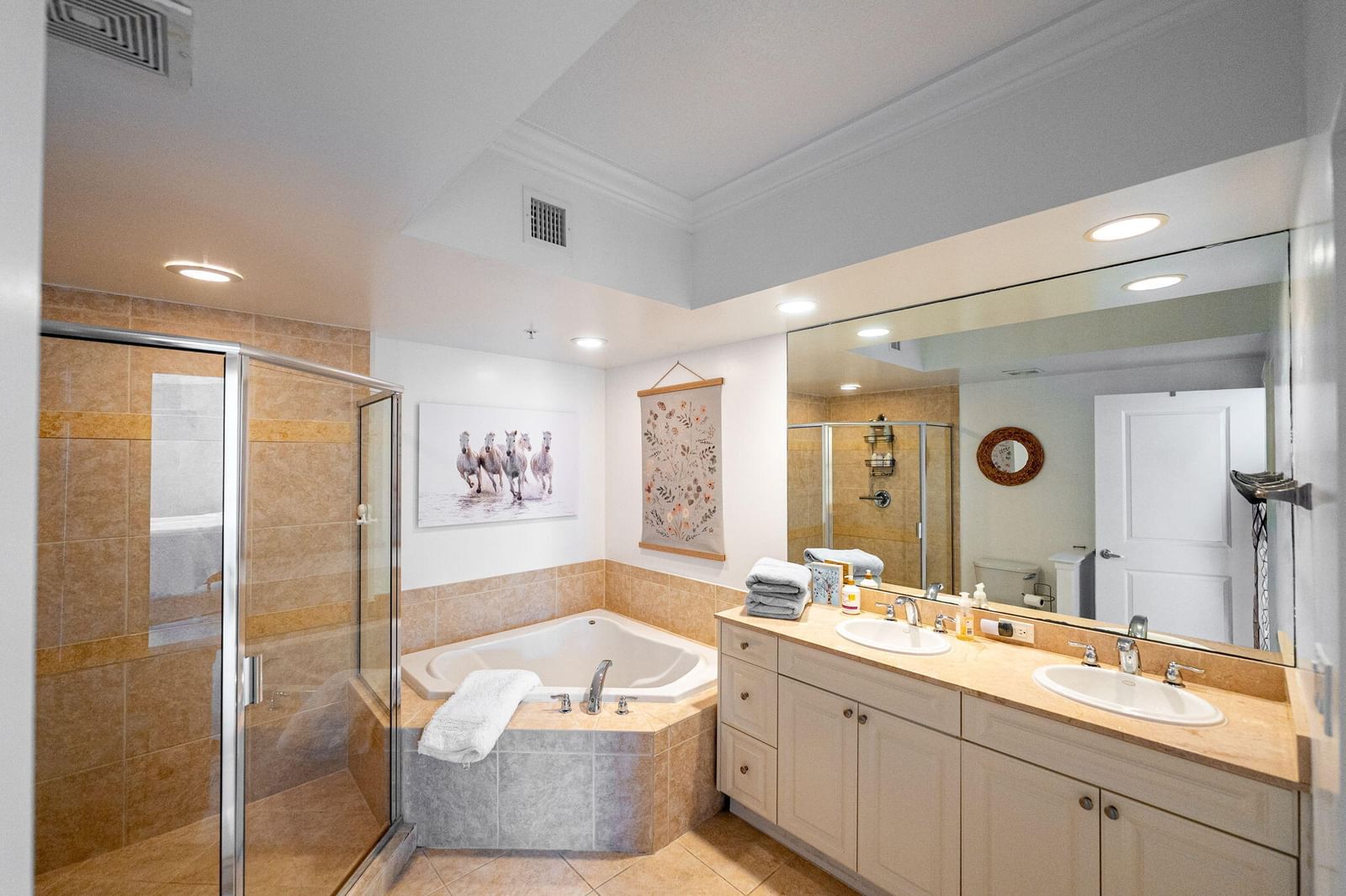 Real estate property located at 975 Flagler #302, Martin, Harborage Yacht Condo, Stuart, FL, US