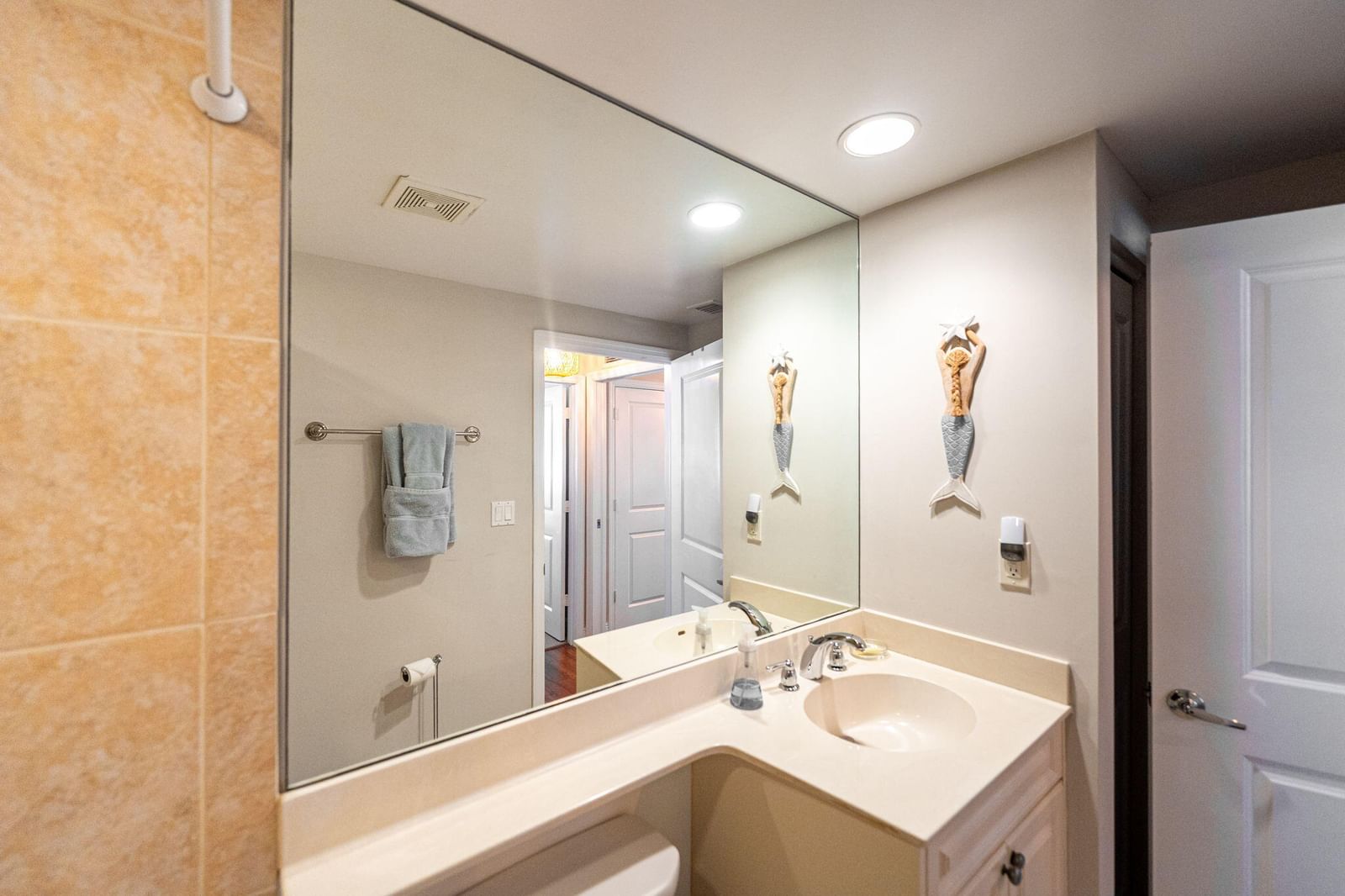 Real estate property located at 975 Flagler #302, Martin, Harborage Yacht Condo, Stuart, FL, US