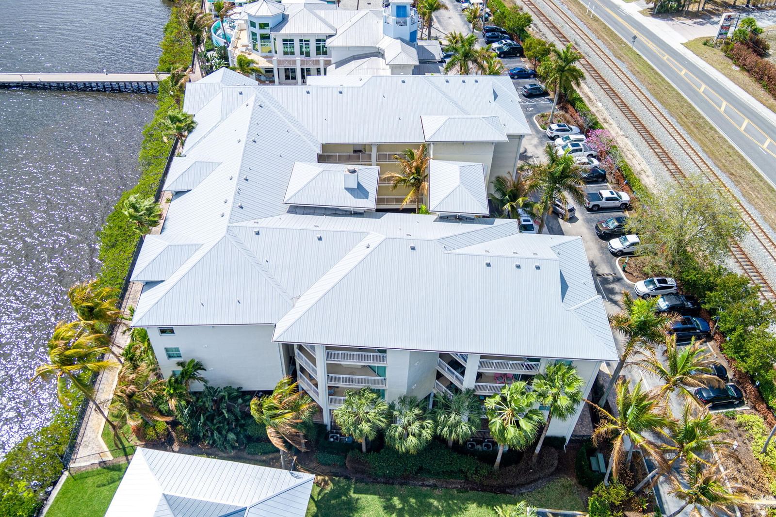 Real estate property located at 975 Flagler #302, Martin, Harborage Yacht Condo, Stuart, FL, US