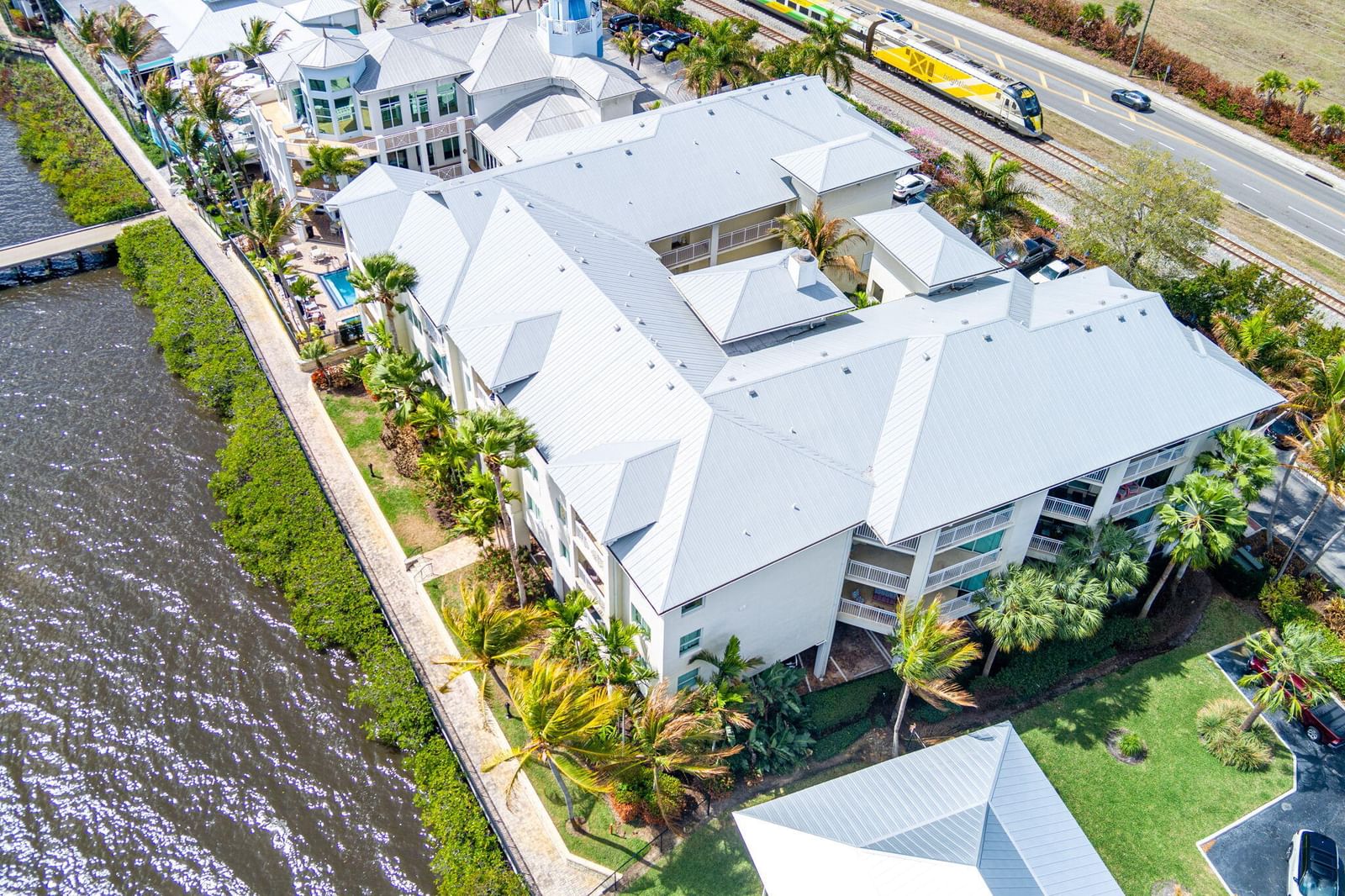 Real estate property located at 975 Flagler #302, Martin, Harborage Yacht Condo, Stuart, FL, US