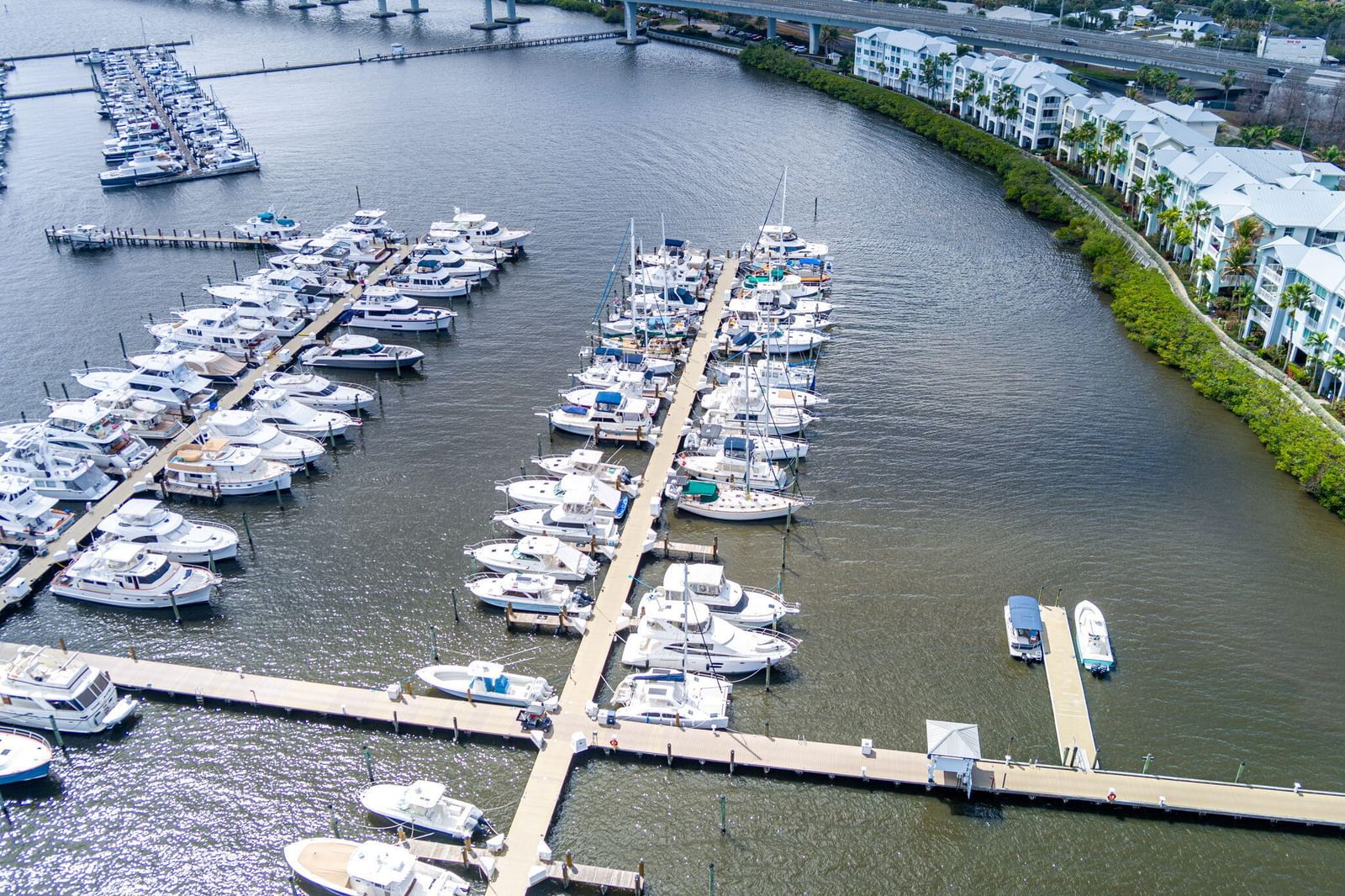 Real estate property located at 975 Flagler #302, Martin, Harborage Yacht Condo, Stuart, FL, US