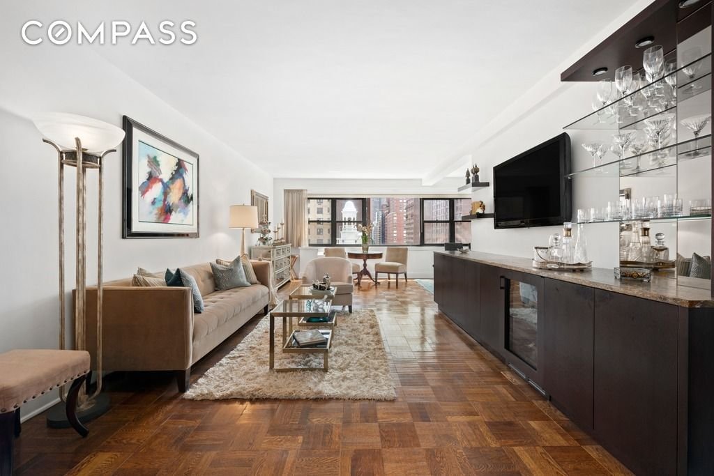 Real estate property located at 165 72nd #8C, NewYork, Upper East Side, New York City, NY
