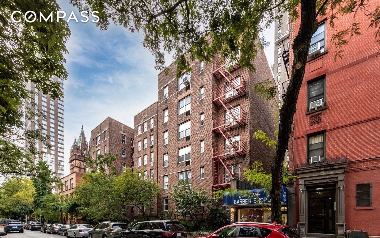 Real estate property located at 302 88th #2G, NewYork, Upper East Side, New York City, NY