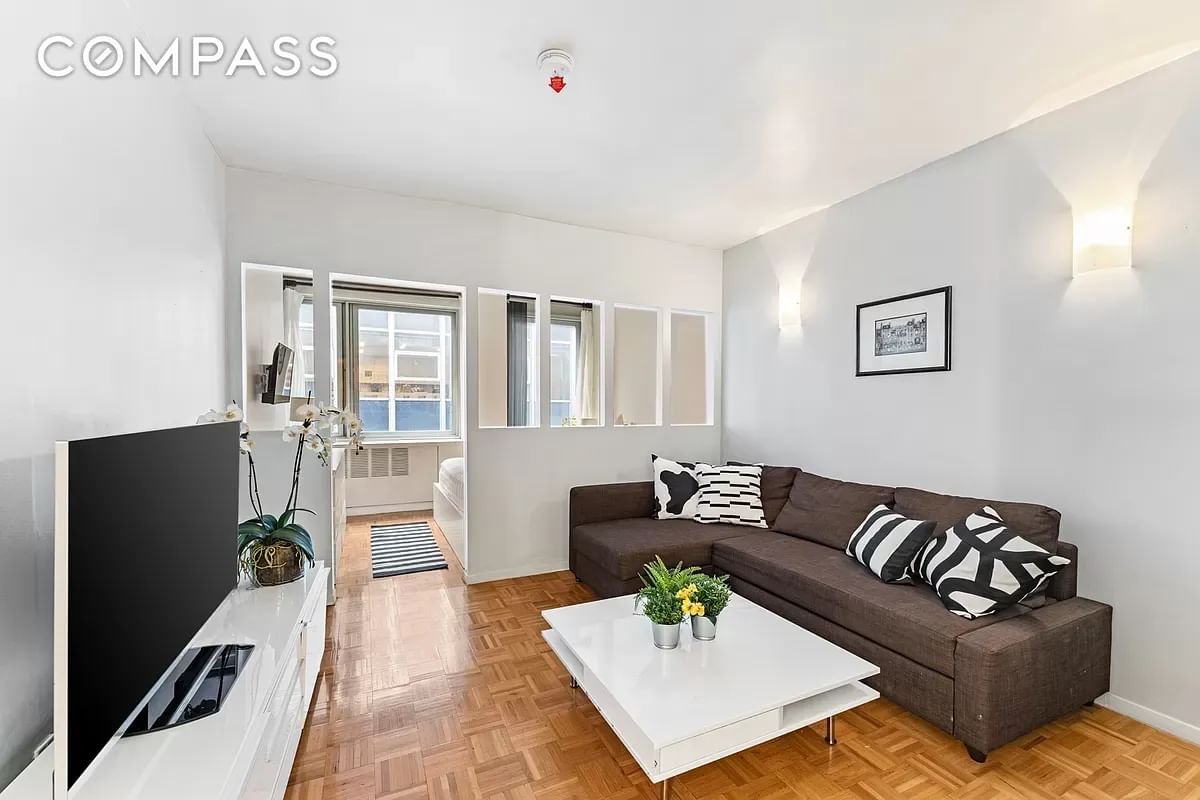 Real estate property located at 130 Water #8H, NewYork, Financial District, New York City, NY