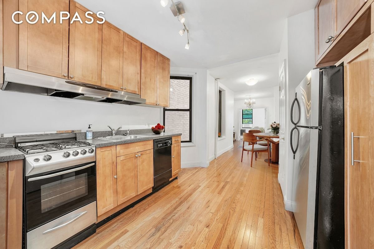 Real estate property located at 112 98th #4W, NewYork, Upper East Side, New York City, NY