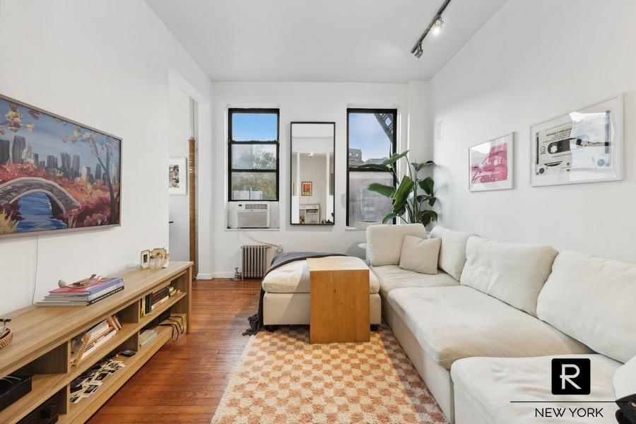 Real estate property located at 64 Macdougal #12, NewYork, Soho, New York City, NY