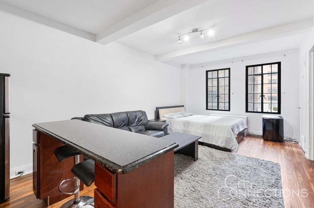 Real estate property located at 320 42nd #414, NewYork, Tudor City, New York City, NY