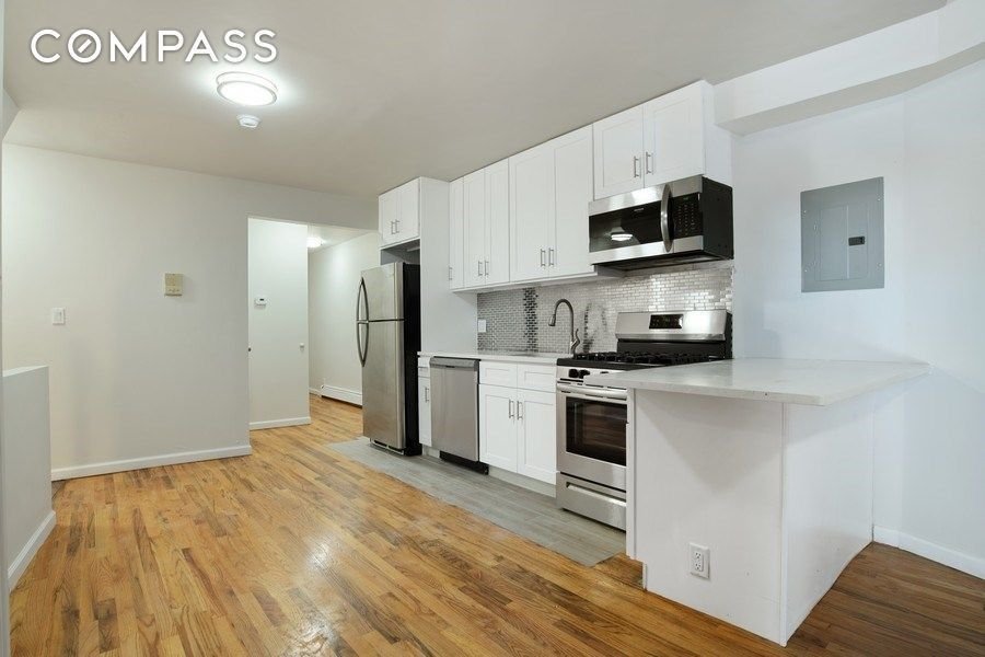 Real estate property located at 185 Woodpoint #1, Kings, New York City, NY