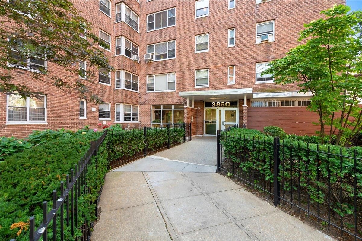 Real estate property located at 3850 Sedgwick #4-B, Bronx, Kingsbridge, New York City, NY