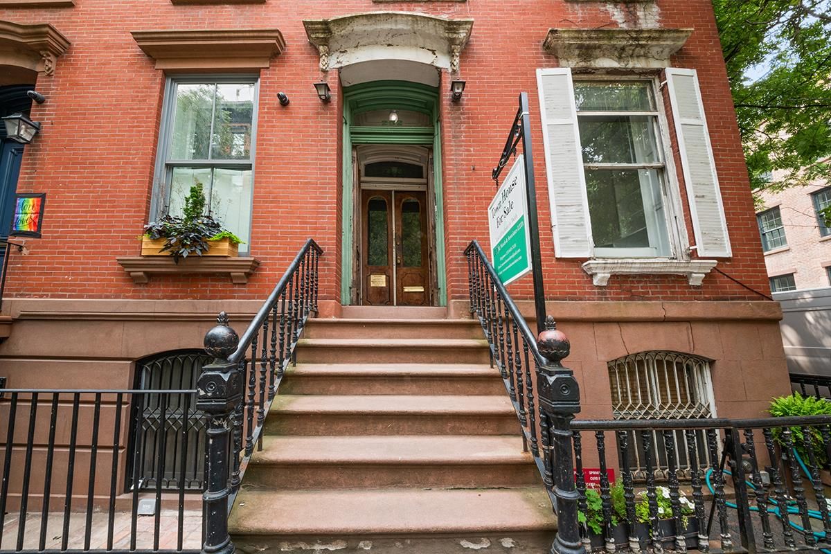 Real estate property located at 252 11th, NewYork, W. Greenwich Village, New York City, NY