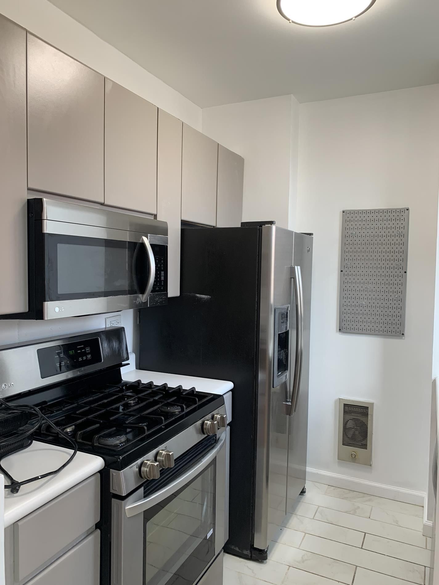 Real estate property located at 304 65th #11-C, NewYork, Upper East Side, New York City, NY