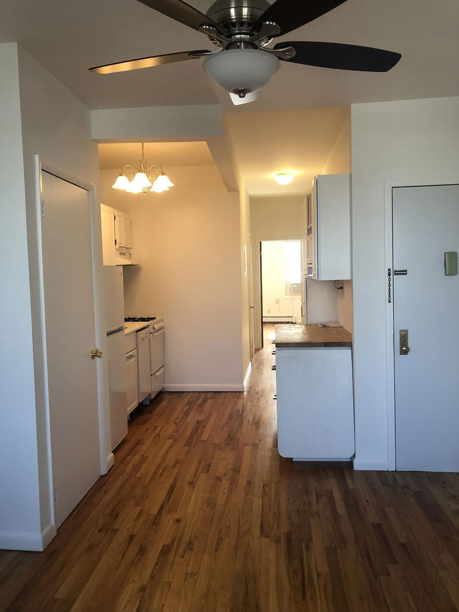 Real estate property located at 10-11 48th #3, Queens, New York City, NY