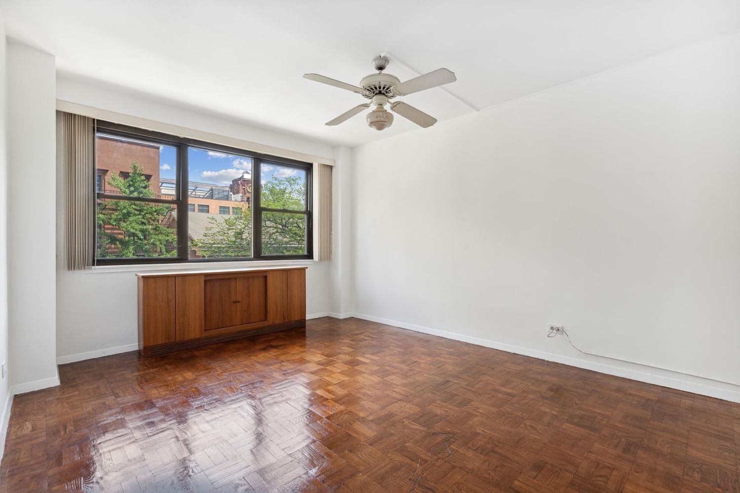 Real estate property located at 210 15th #5-R, NewYork, Gramercy Park, New York City, NY