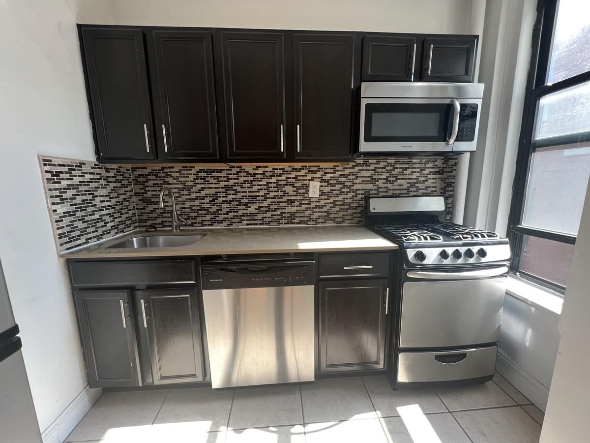 Real estate property located at 25-21 31st B-43, Queens, New York City, NY