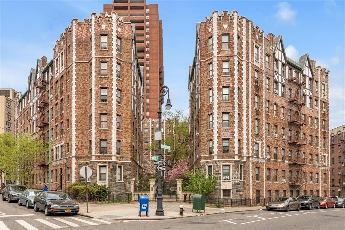 Real estate property located at 3388 Wayne A-32, Bronx, Bedford Park, New York City, NY