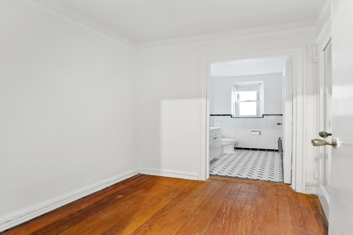 Real estate property located at 112-50 78th #1-M, Queens, Forest Hills, New York City, NY