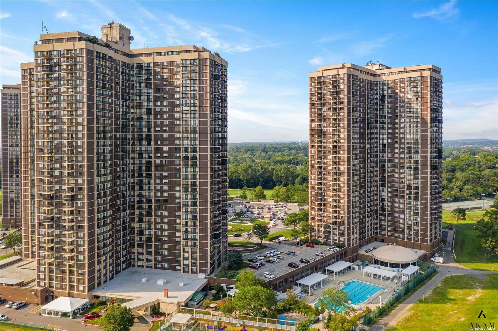 Real estate property located at 270-10 Grand Central #9-X, Queens, Glen Oaks, New York City, NY