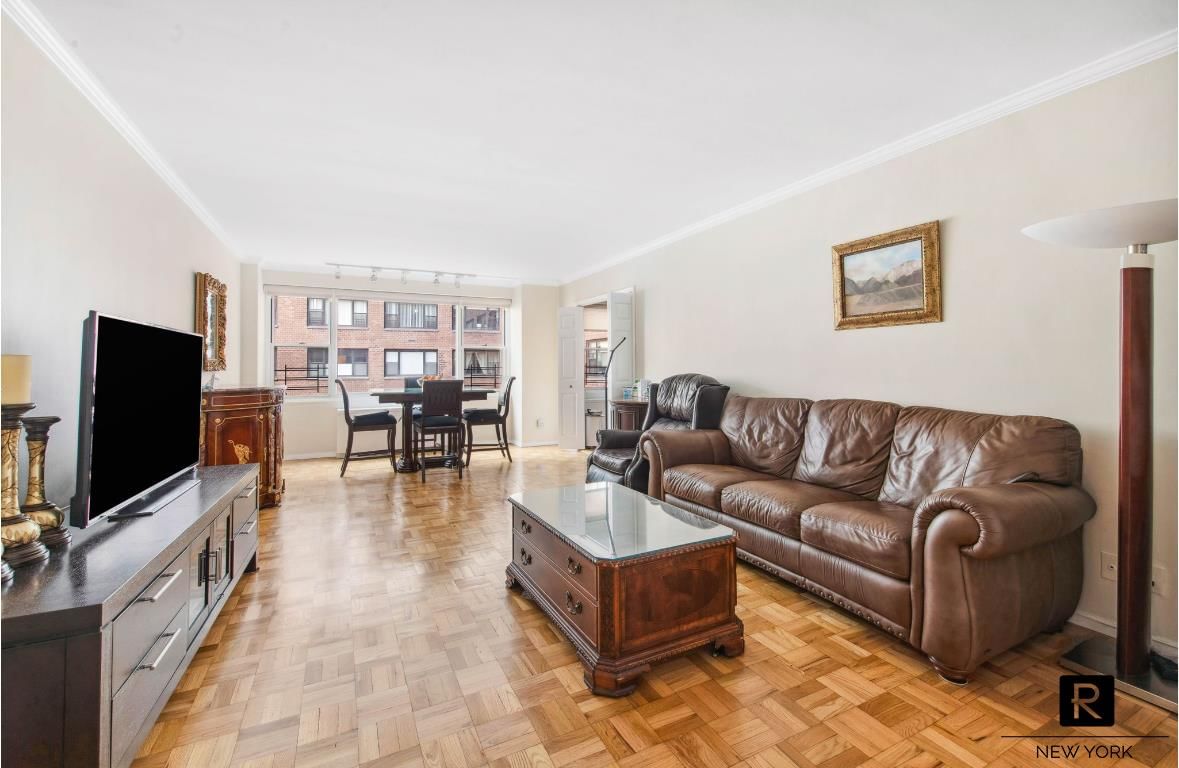 Real estate property located at 340 64th #5-P, NewYork, Upper East Side, New York City, NY