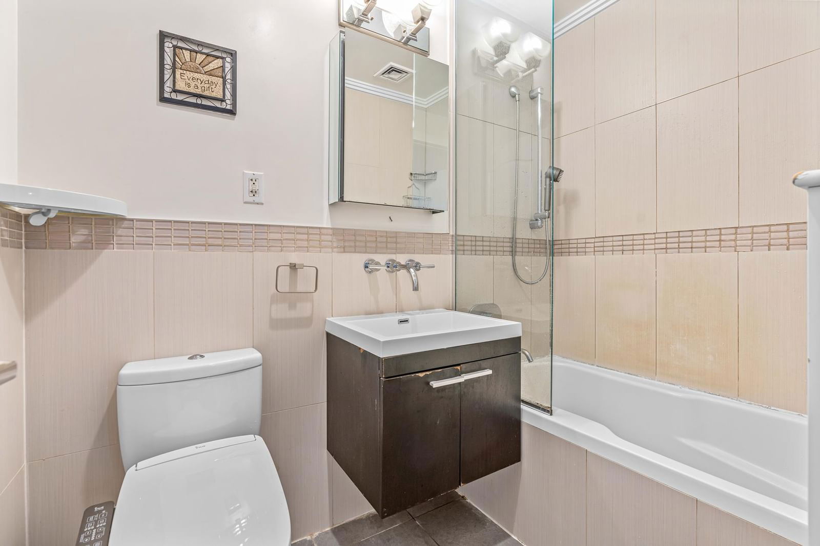 Real estate property located at 23-11 21st #3-C, Queens, Steinway-Ditmars, New York City, NY