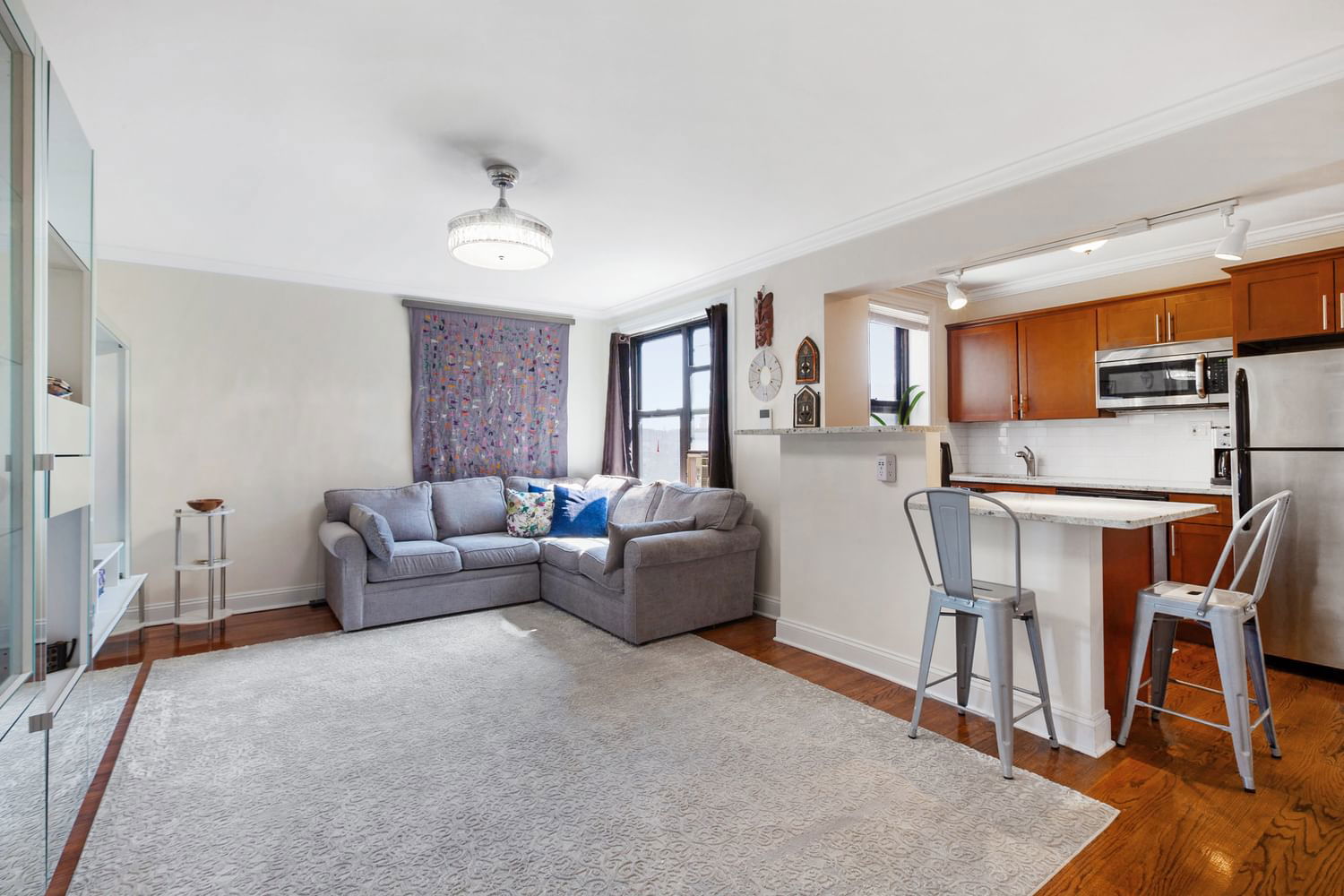 Real estate property located at 263 Bennett #6G, NewYork, Hudson Heights, New York City, NY