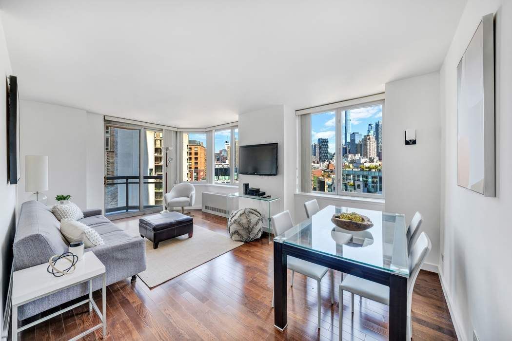 Real estate property located at 500 43rd #11F, NewYork, Hells Kitchen, New York City, NY