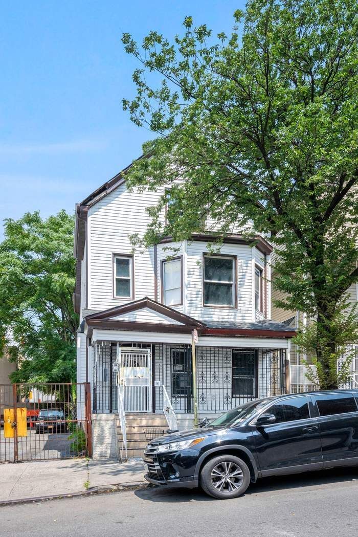 Real estate property located at 11 184th, Bronx, Fordham, New York City, NY