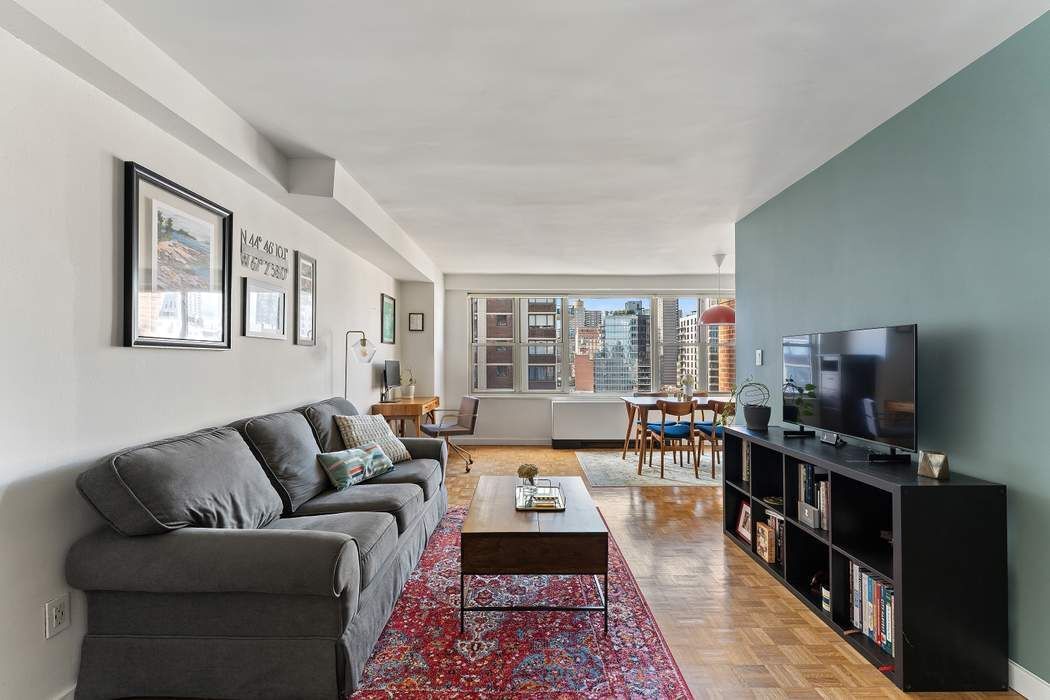 Real estate property located at 400 85th #18F, NewYork, Yorkville, New York City, NY