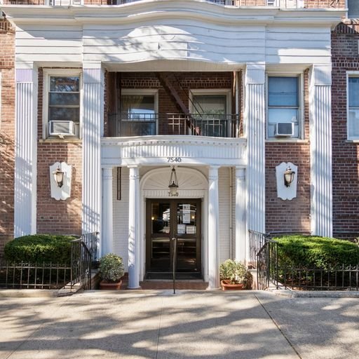 Real estate property located at 75-40 Austin #2CL, Queens, New York City, NY