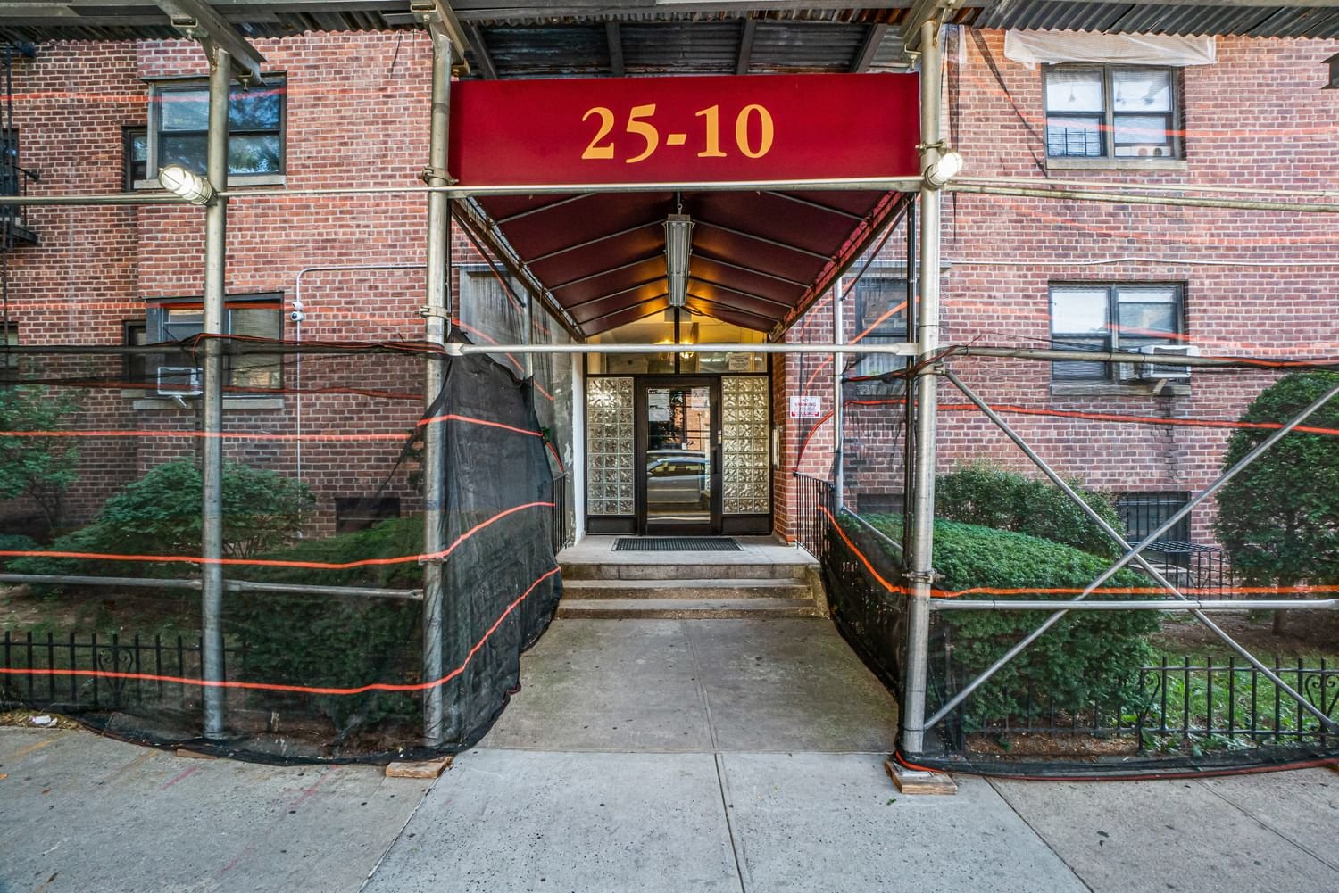 Real estate property located at 25-10 31st #3G, Queens, New York City, NY