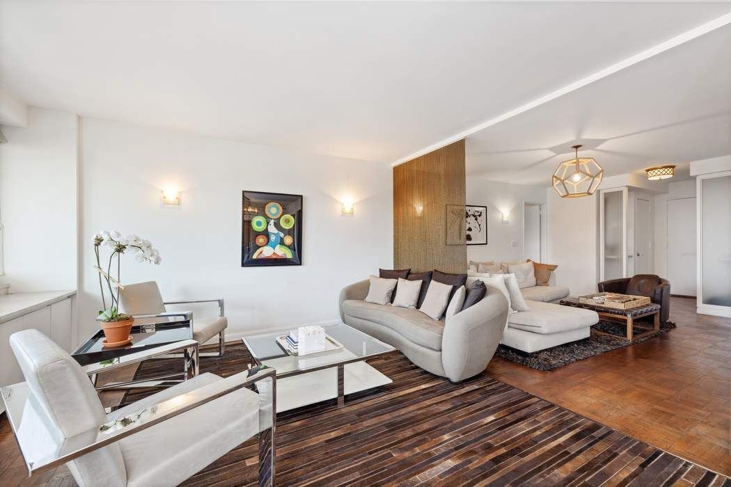 Real estate property located at 40 80th #21A, NewYork, Upper East Side, New York City, NY