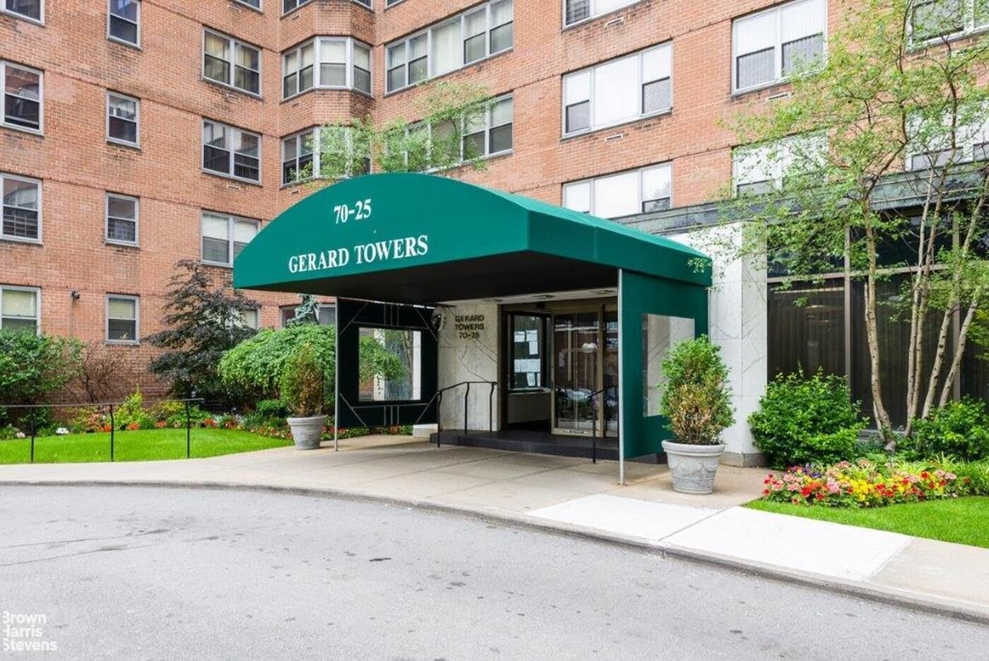 Real estate property located at 70-25 Yellowstone #24C, Queens, Forest Hills, New York City, NY