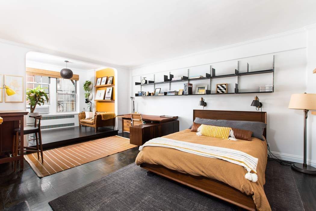 Real estate property located at 25 Minetta #3J, NewYork, Greenwich Village, New York City, NY