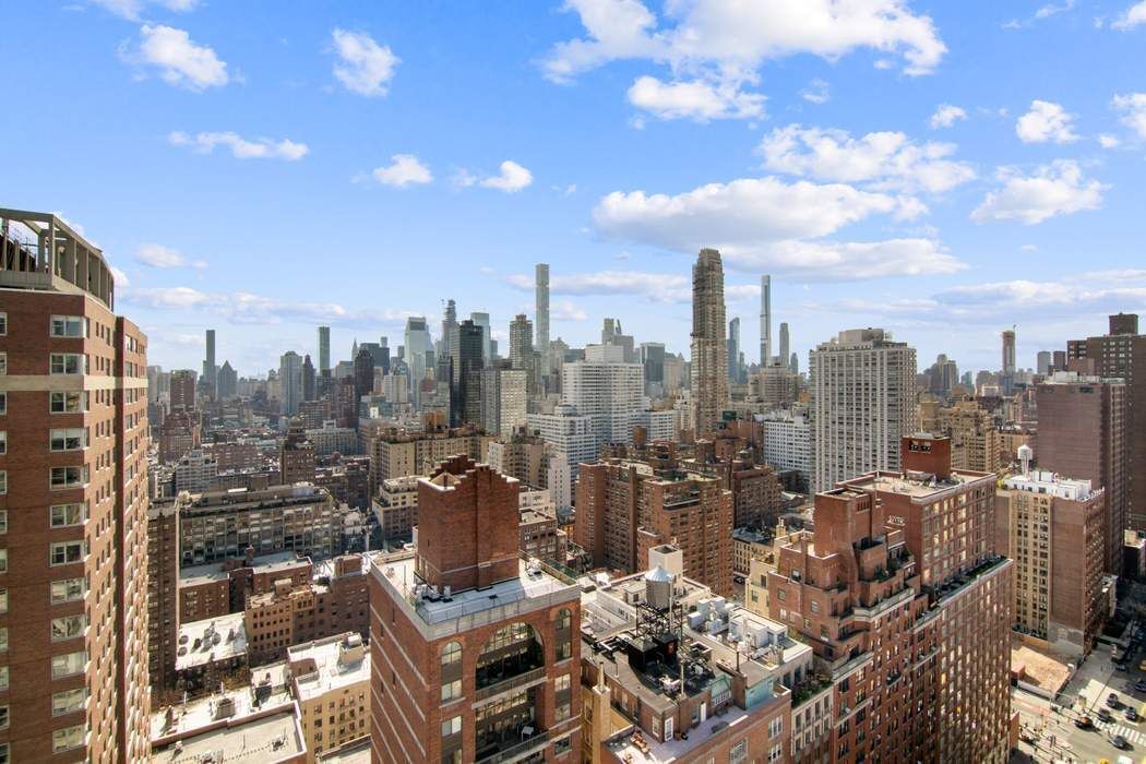 Real estate property located at 353 72nd #34C, NewYork, Upper East Side, New York City, NY