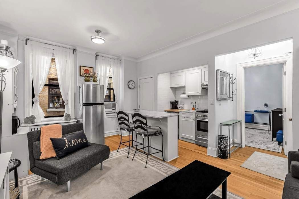 Real estate property located at 320 86th #8C, NewYork, Upper West Side, New York City, NY