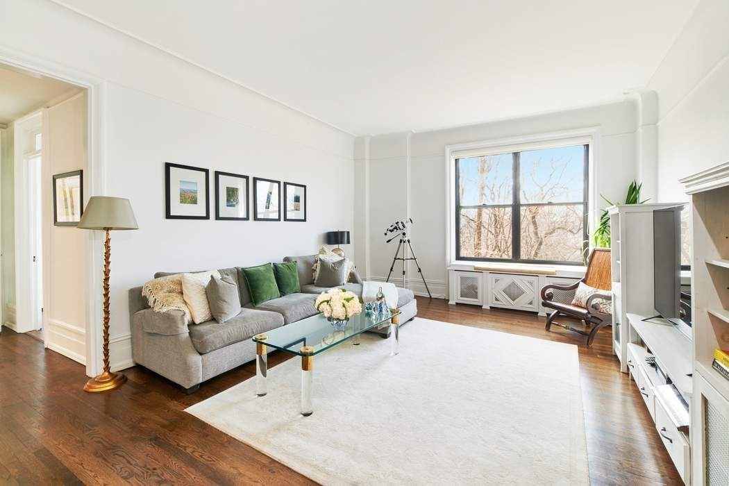 Real estate property located at 210 Riverside #4G, NewYork, Upper West Side, New York City, NY