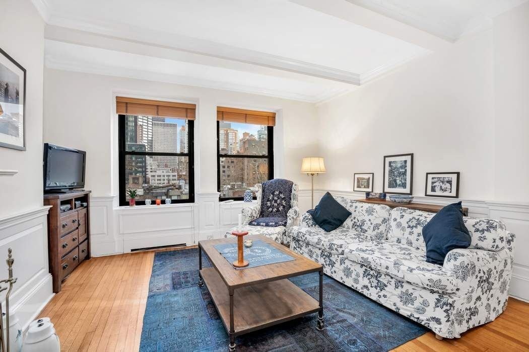 Real estate property located at 212 48th #7C, NewYork, Turtle Bay, New York City, NY
