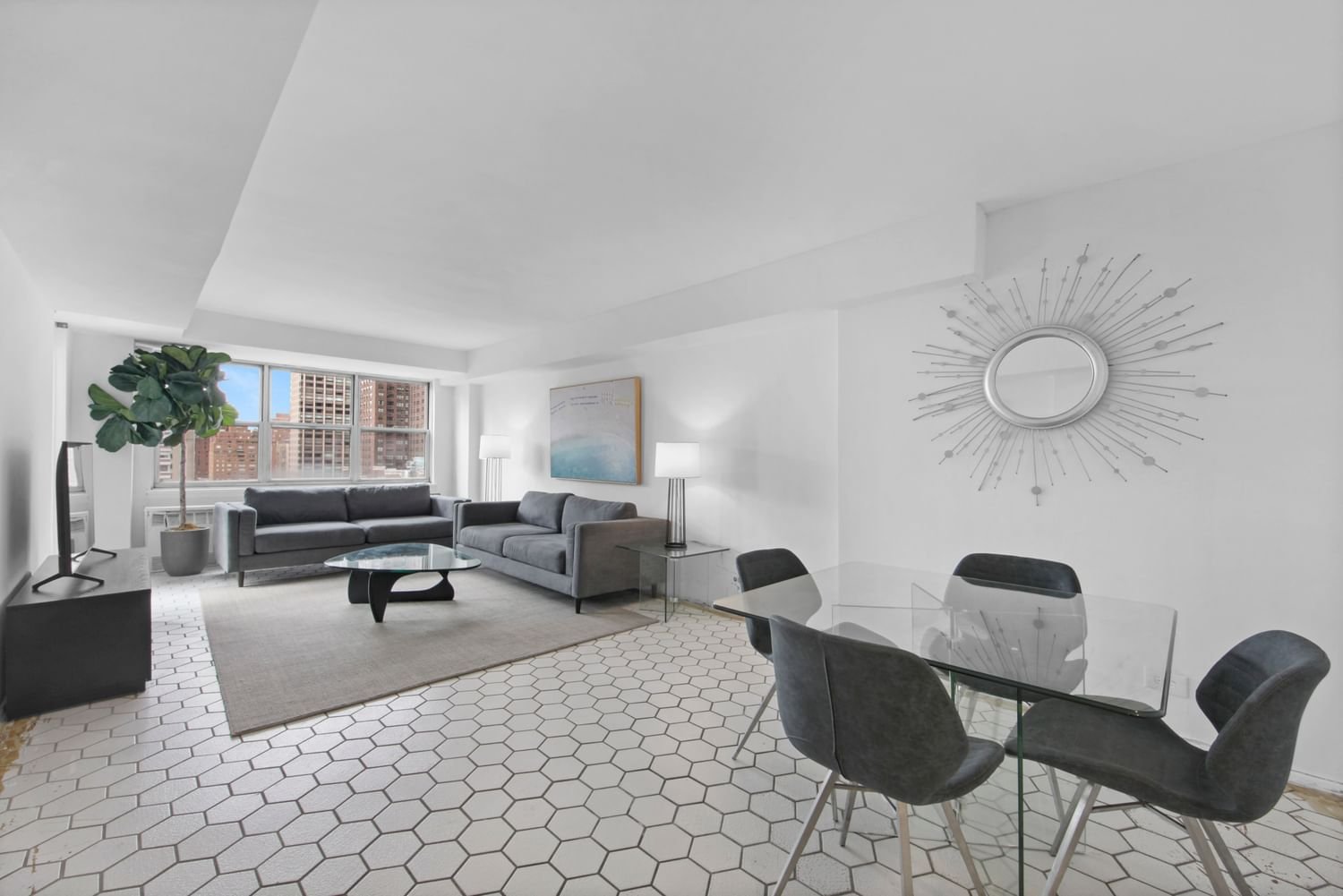 Real estate property located at 300 71st #17M, NewYork, Lenox Hill, New York City, NY
