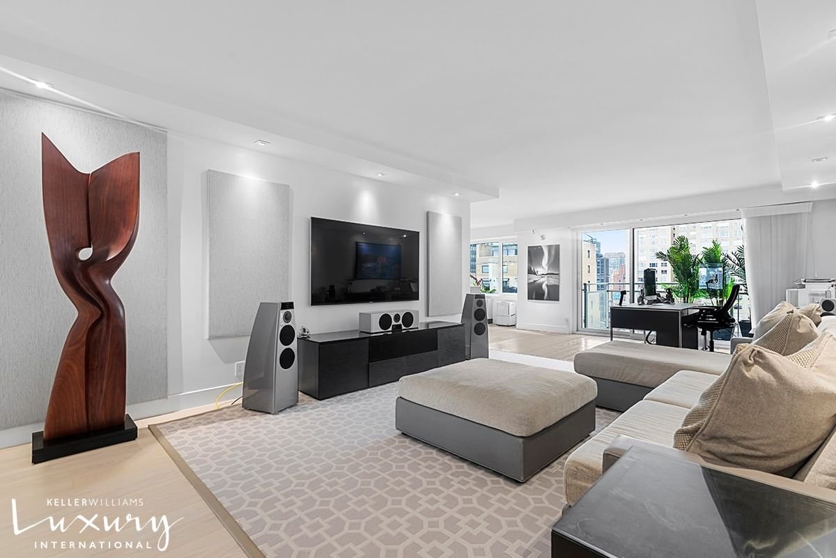 Real estate property located at 303 57th #21L, New York, New York City, NY