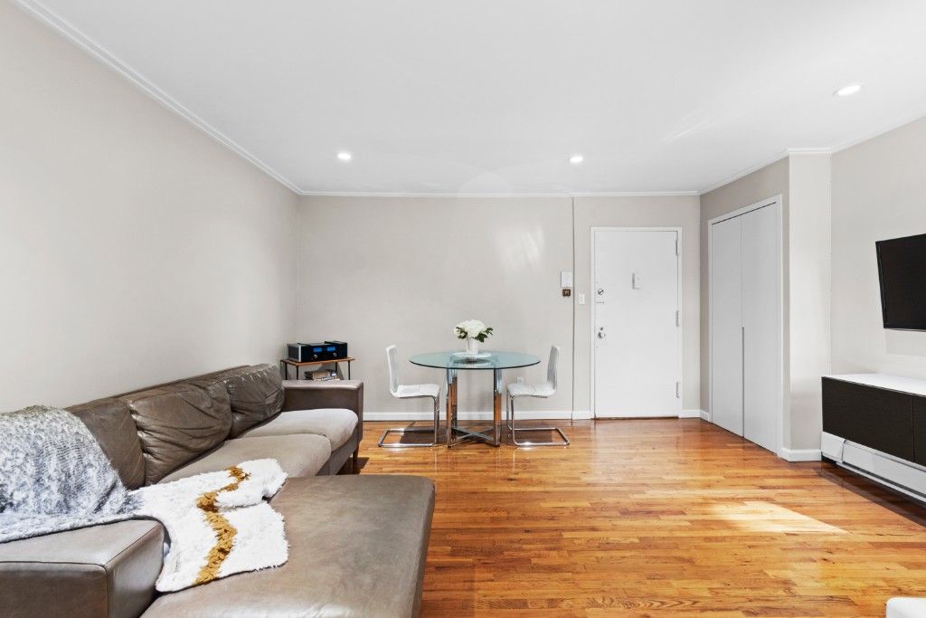 Real estate property located at 14-23 31st #2E, Queens, New York City, NY