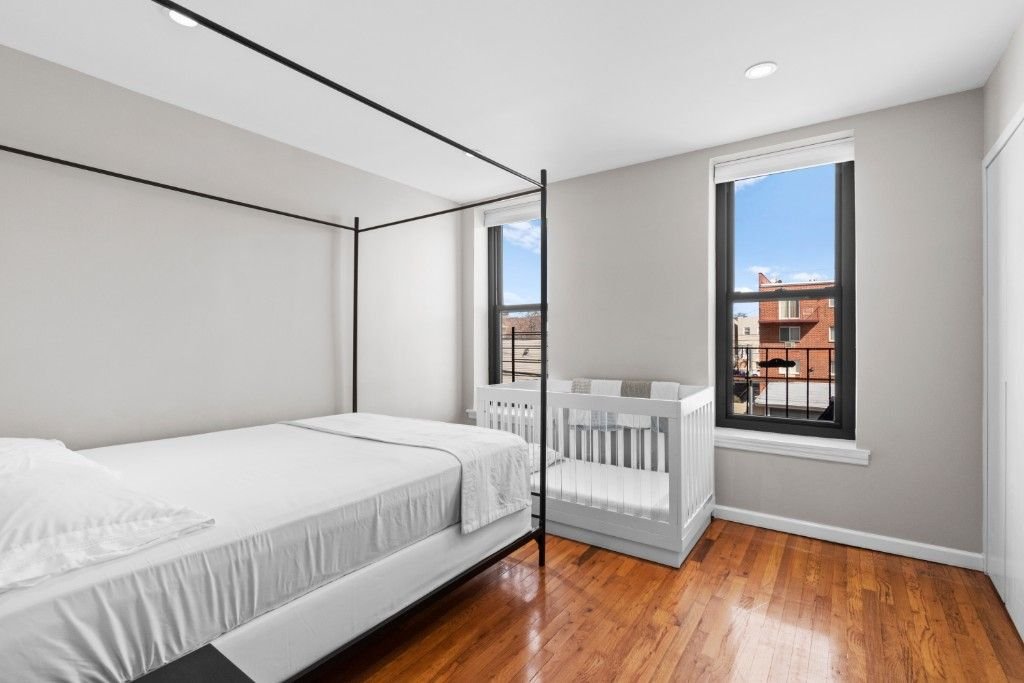 Real estate property located at 14-23 31st #2E, Queens, New York City, NY