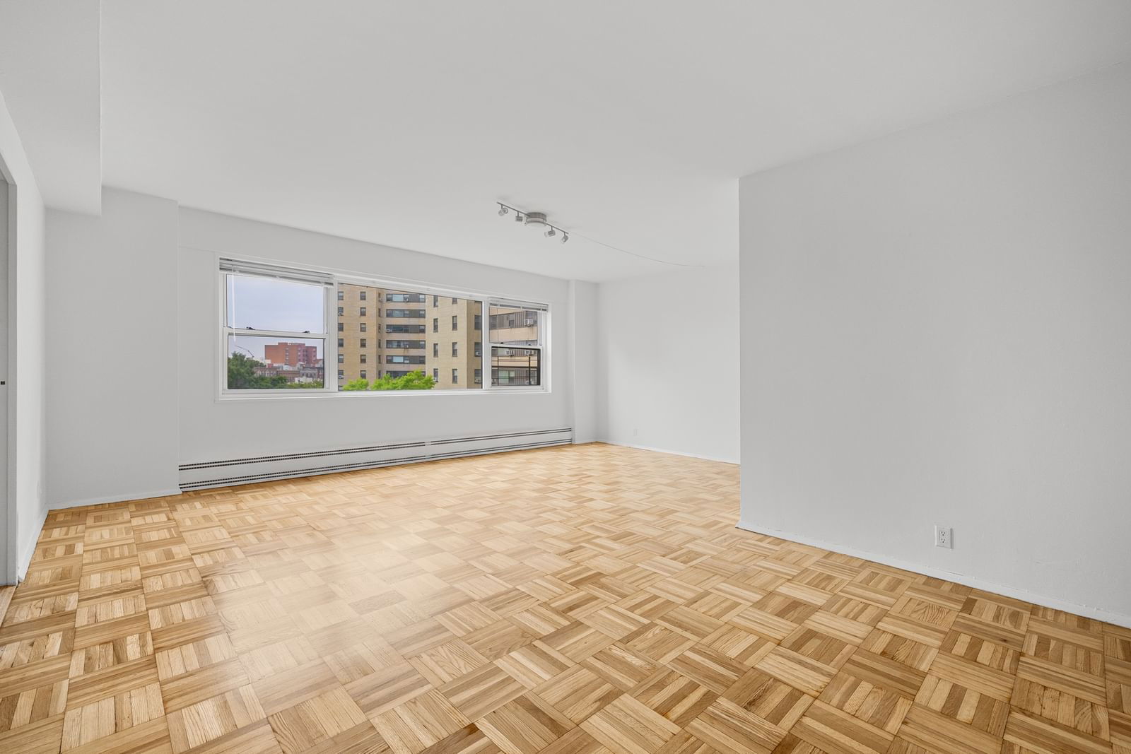 Real estate property located at 3 Fordham Hill Oval #8F, Bronx, OTHER, New York City, NY